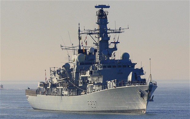 O navă de război din Marea Britanie a plecat spre Gibraltar
