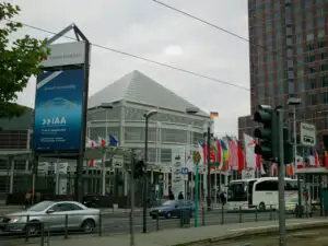 IAA Frankfurt 2011 a început cu surle şi trâmbiţe