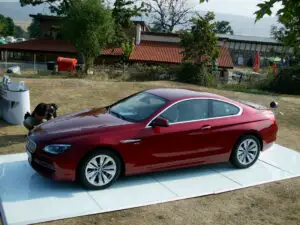 Nemții ne-au adus un bolid care costă 64.000 de euro și are 320 de cai putere