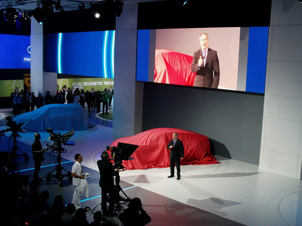 Şeful Ford Europa la Frankfurt: “Începem producţia B-Max şi a motorului EcoBoost de 1 litru anul viitor”
