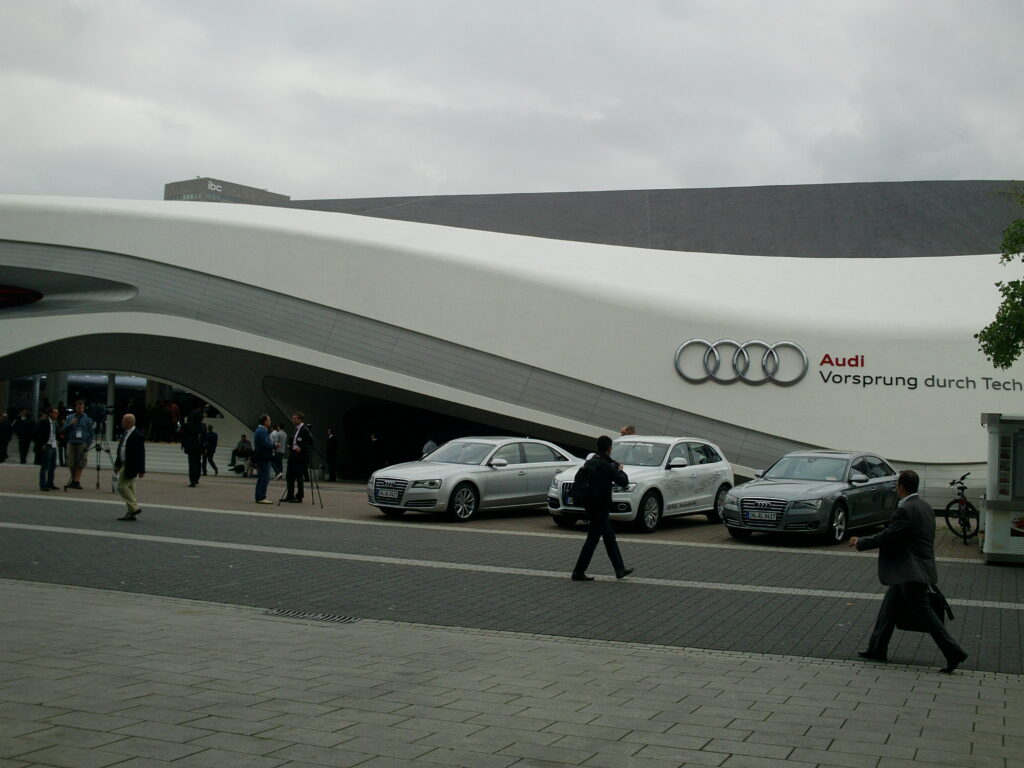 Audi investeşte încă 16,5 milioane de euro la uzina din Ungaria