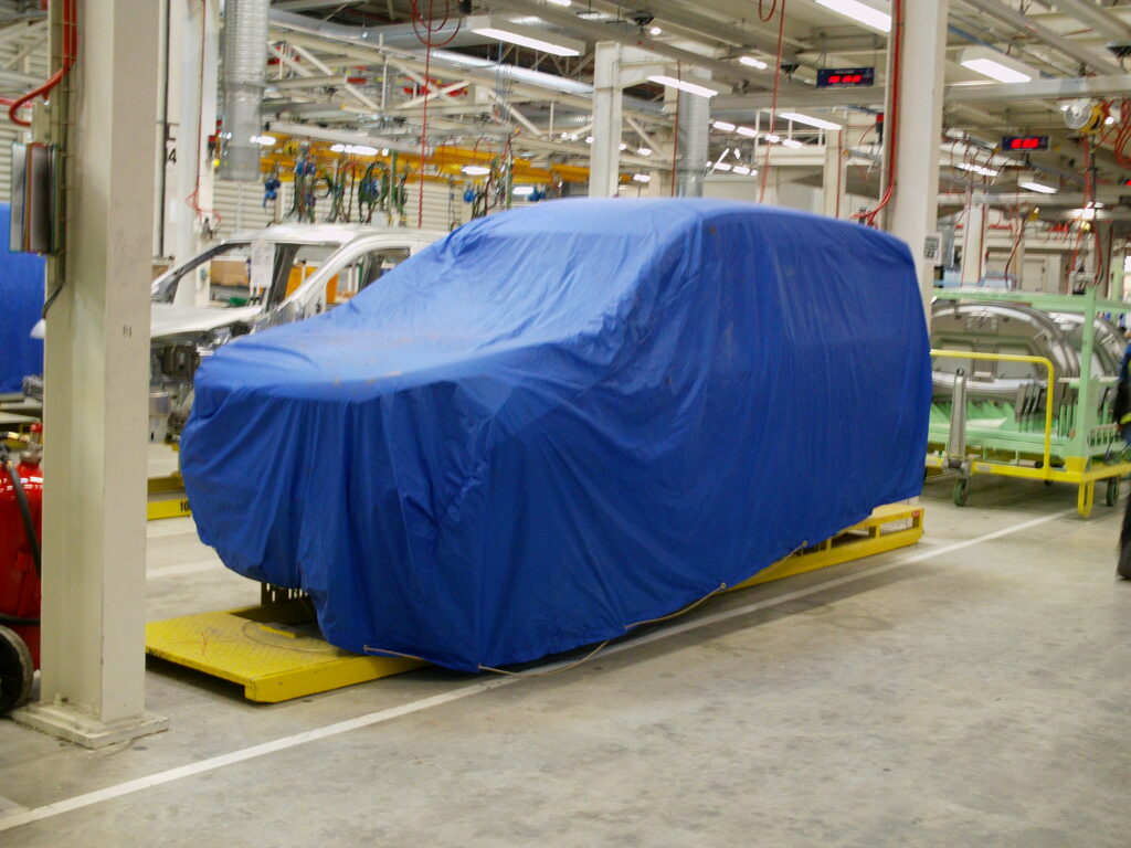 Viitor model Dacia „sub acoperire”