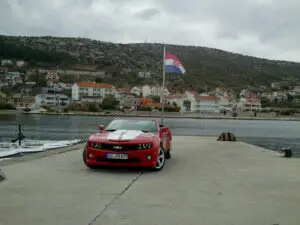 Chevrolet Camaro are priză la români: trei vehicule, deja vândute