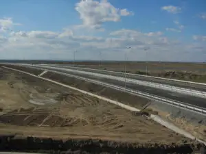 Infrastructură cu țârâita: Am mai terminat patru kilometri de autostradă