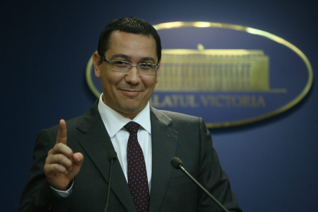 Cadoul premierului Ponta pentru PNL: Autostrăzile Bucureşti-Alexandria şi Câmpia Turzii-Iaşi vor fi în sarcina ministrului transporturilor