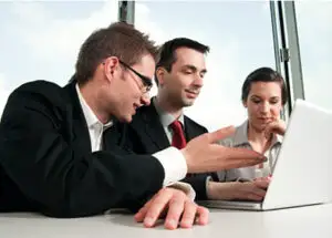 70% dintre angajaţii companiilor ignoră frecvent politicile departamentului IT