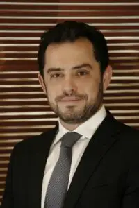 Un grec care a lucrat la Coca-Cola este noul director General al Microsoft România