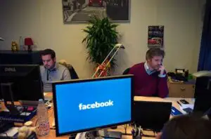 Şapte lucruri pe care nu le ştiai despre Facebook
