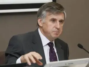 Ion Sturza, fosta mână dreaptă a lui Patriciu, vrea să investească 5 milioane de euro în proiecte online