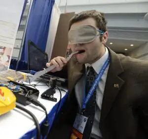 Un liceean român, câştigător la Intel International Science & Engineering Fair