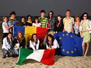 Italia: Moody’s confirmă ratingul şi îmbunătăţeşte perspectiva la stabilă