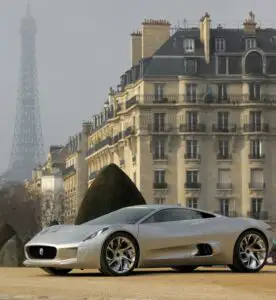 Jaguar C-X75, un bolid de 800.000 de euro cu care indienii vor să reanime marca britanică