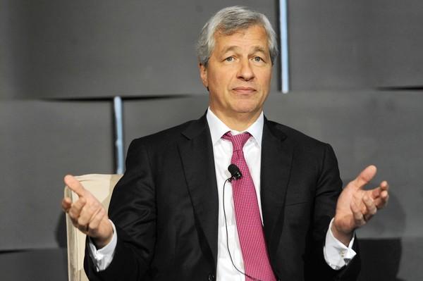 Şeful JP Morgan: Lumea nu poate funcţiona fără bănci. Facem ceea ce trebuie