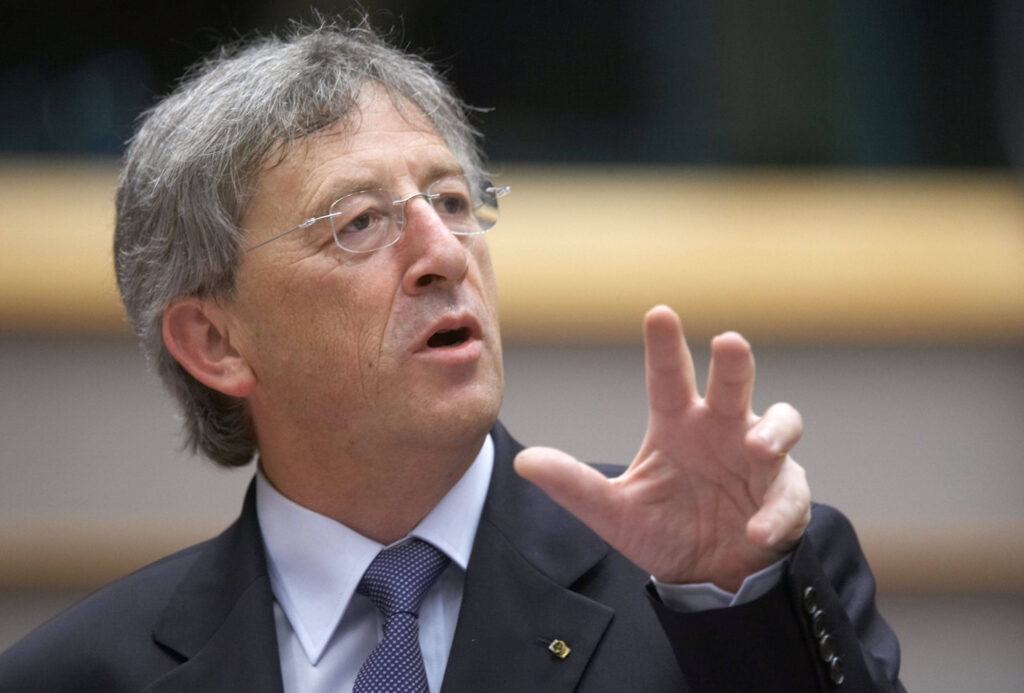 Juncker: UE se află în pragul unei recesiuni de o amploare greu de prevăzut
