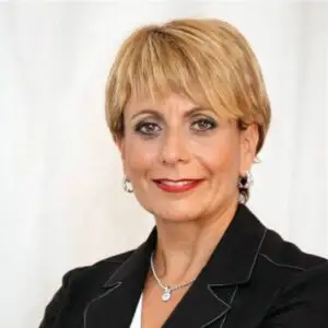 Director CE: „Statele creează mai multe reguli decât ar fi necesar pentru accesarea fondurilor europene”