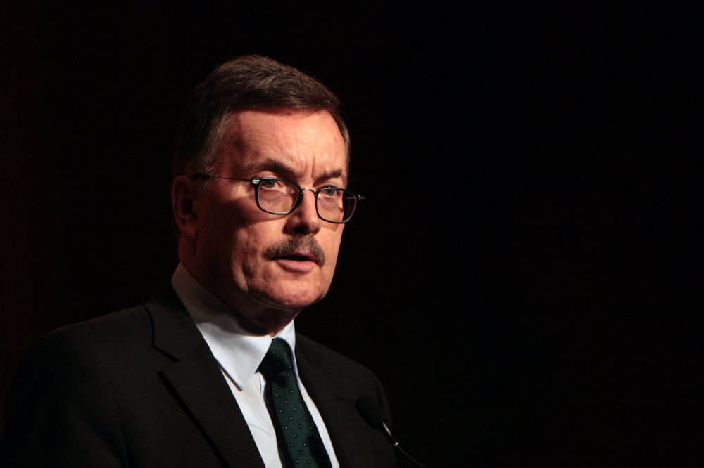 Economistul-şef al BCE şi-a dat demisia