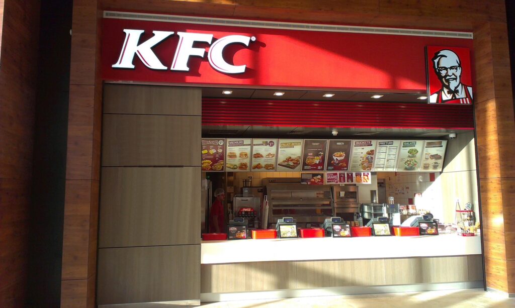 KFC a depăşit McDonald’s la … profit
