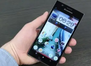 Smartphone-ul cu procesor de 2 GHz, pus în vânzare. Vezi unde şi cât costă