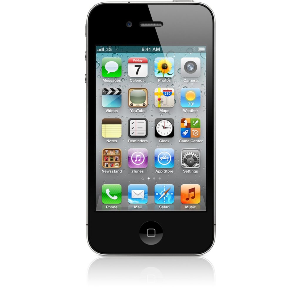 iPhone 4 de 8GB, disponibil de astăzi la Cosmote. Vezi cât costă