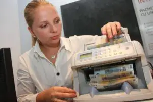 MFP împrumută încă cinci miliarde de lei de la bănci