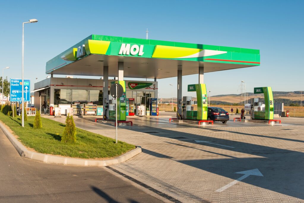 MOL România a investit 3 mil. euro in trei noi benzinarii