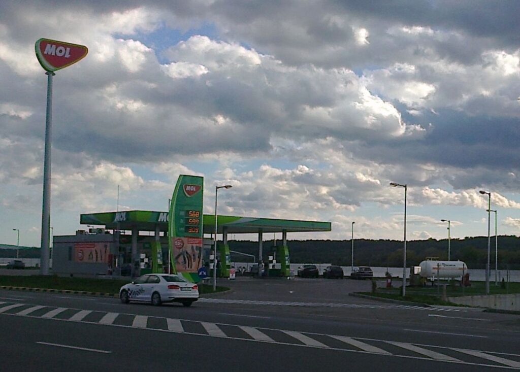 MOL România își extinde rețeaua la 143 de benzinării după o investiție  de 1,1 mil. euro