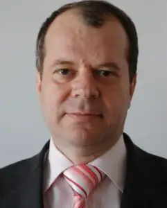 Un director Vodafone pleacă din companie după 14 ani