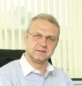 Mini-oraşul ce trebuia construit pe terenul lui Becali a intrat în insolvenţă