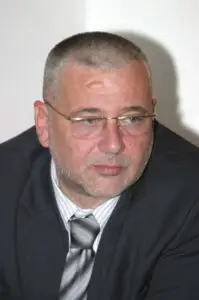 Statul, cel mai mare evazionist