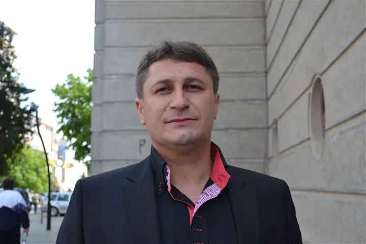 Ponta l-a demis pe şeful ANSVSA
