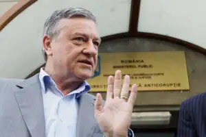 Mircea Sandu, învinuit și de luare de mită
