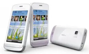 Nokia lansează un smartphone accesibil