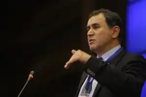 Roubini vs economia Chinei: prăbuşire sau boom?