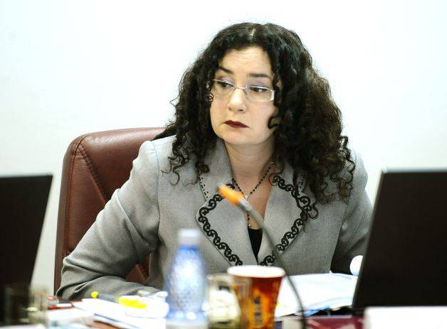 Oana Schmidt-Hăineală este noul preşedinte al CSM