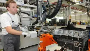Opel investește încă 60 mil. euro în Ungaria