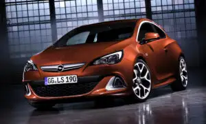 Cel mai puternic Opel Astra din istorie, pregătit pentru debut