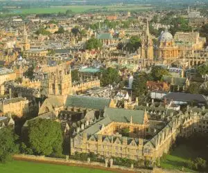 Limba română va fi predată la Oxford. Peste 20 de studenţi sunt înscrişi deja