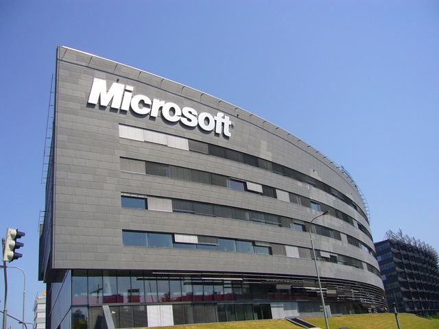 Profitul net al companiei Microsoft a crescut cu 6% în T3, la 5,7 miliarde de dolari
