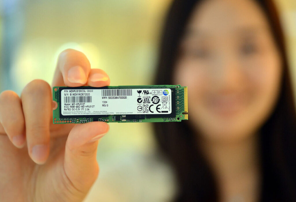 Samsung anunță extinderea producției pentru primul PCI-Express SSD din industrie