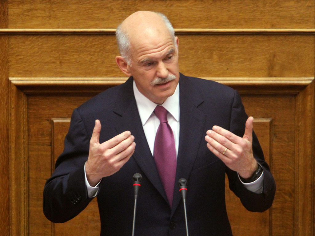 UPDATE 2: Papandreou și-a asigurat sprijinul parlamentului. Urmează un guvern de uniune naţională