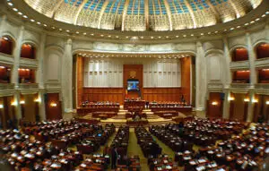 Parlamentul se reuneşte în sesiune extraordinară pentru a discuta situaţia actuală a ţării