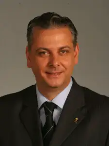 Ce legături are Cristian Petrescu cu Turismul