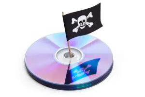 Descarci ilegal, rămâi fară Internet
