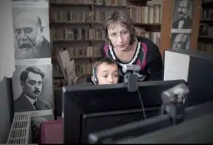 Bitdefender protejează 10.000 de calculatoare din bibliotecile publice din România