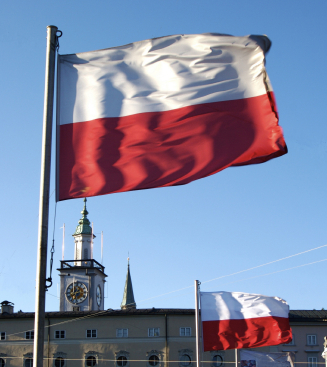 Varşovia suspendă activităţile ambasadei sale la Tripoli