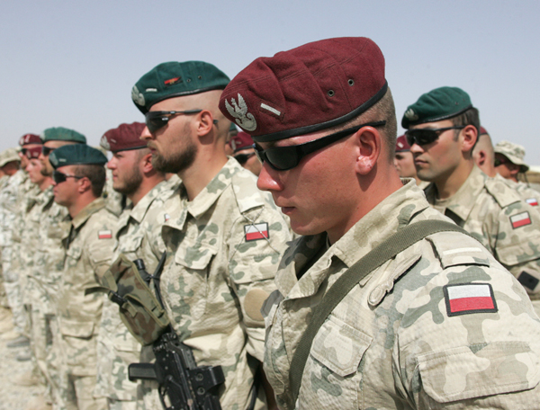 Polonia nu va participa la o intervenţie militară în Siria