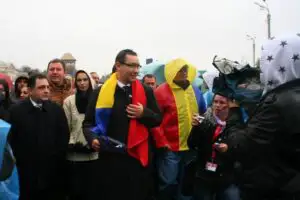 Noul premier vrea mai mulți tineri în Guvern