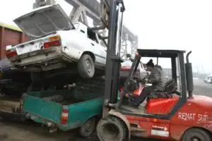 Programul „Rabla” începe astăzi cu înscrierea colectorilor și producătorilor auto