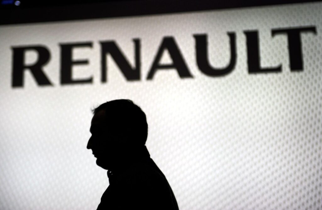 Cum gestionează Renault crizele interne: comunicate pregătite în cazul unor sinucideri