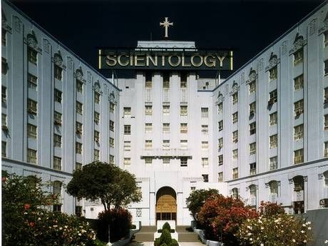 Scientologia: SECTĂ religioasă sau CORPORAȚIE multinațională?